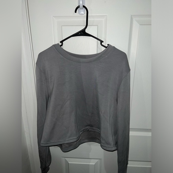 Sinch crop top sweater with matching jogger sweatpants - Picture 1 of 3